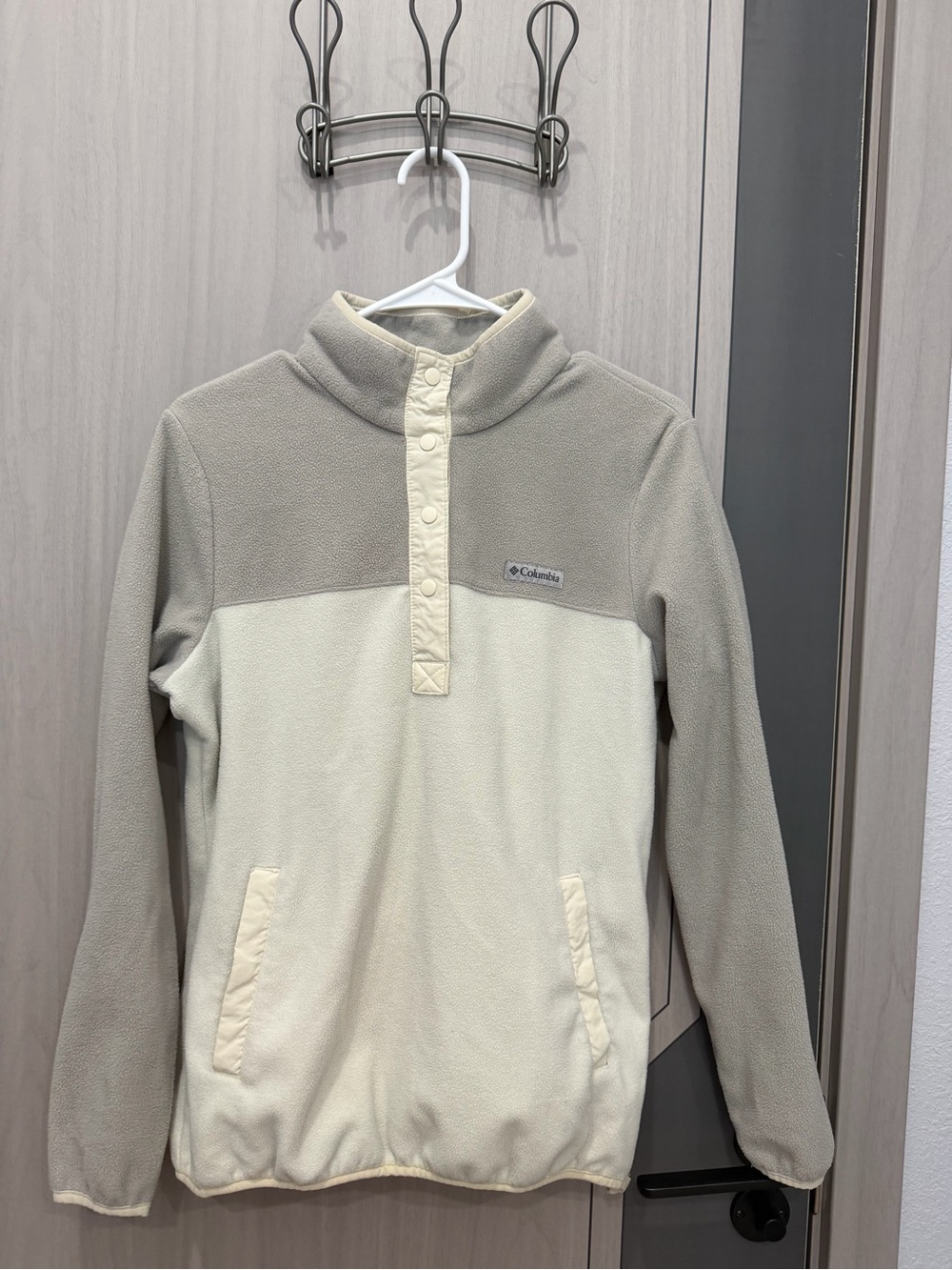 Columbia Cream & Taupe Colorblock Snap Fleece Pullover